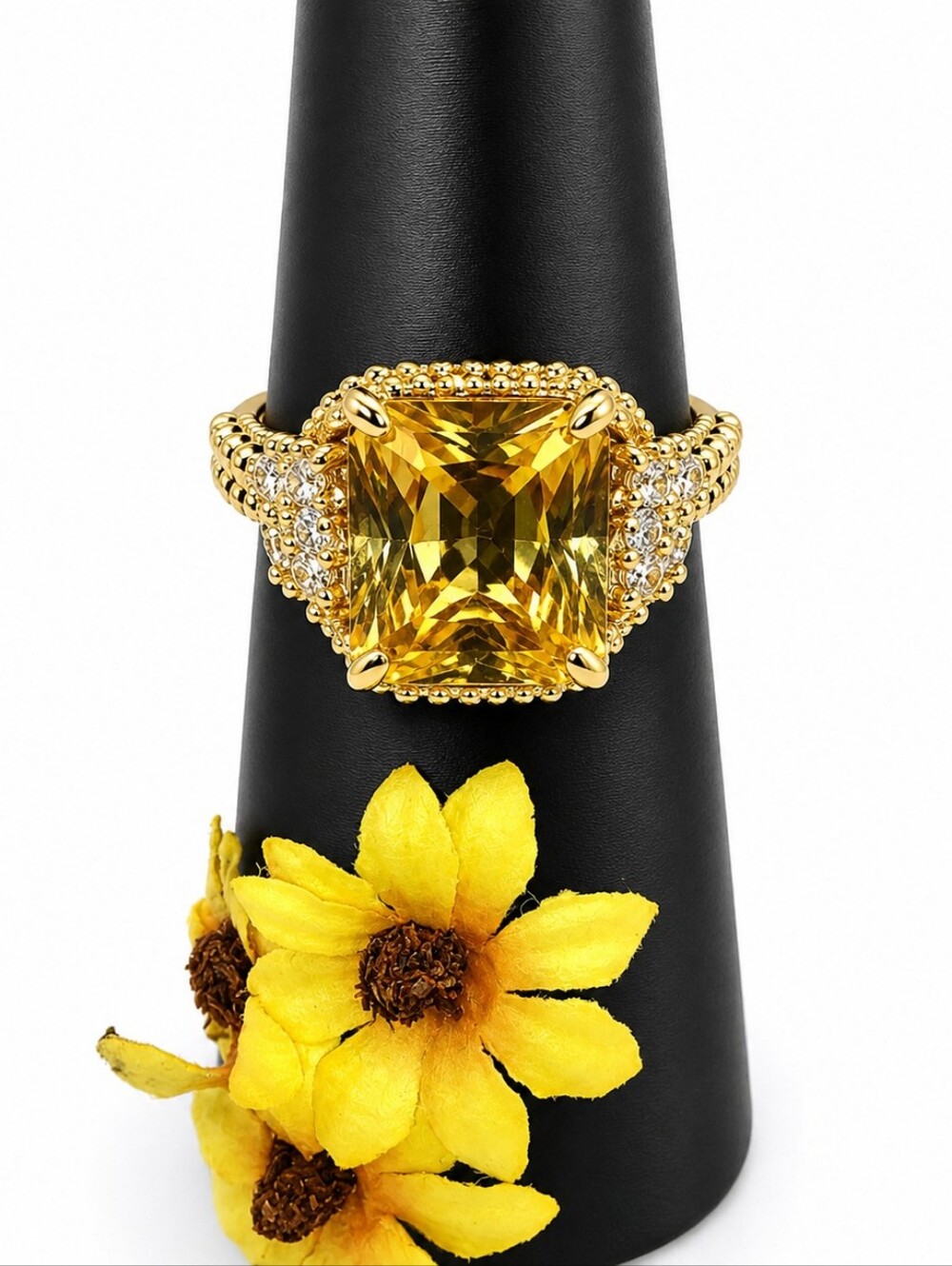 Bomb Party Statement Ring Size 10 Light Amber Color Stone Gold Tone